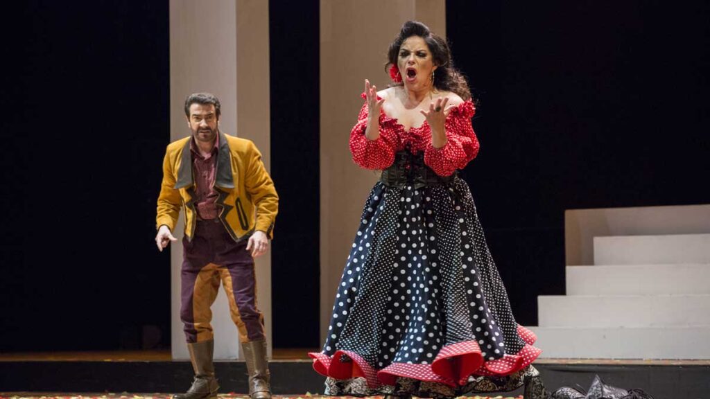 opera dramatica carmen