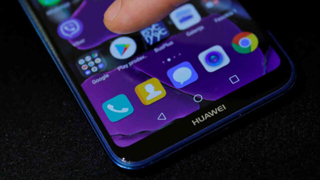 Huawei smartphones Samsung