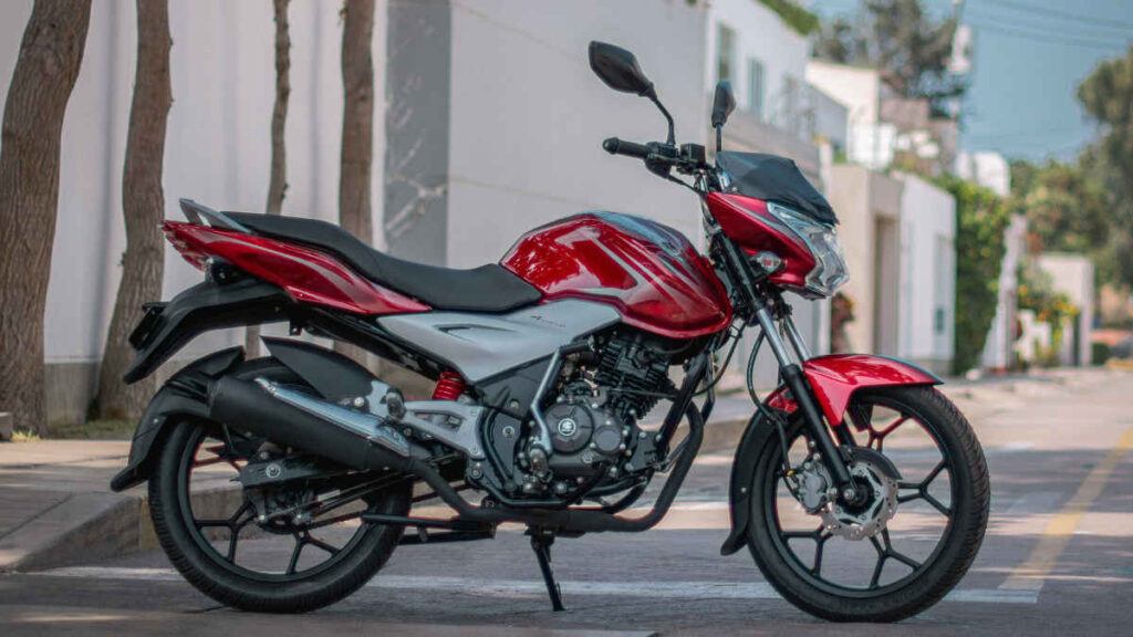 Discover 125 ST, la moto ideal para hacer delivery