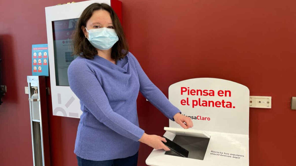 Claro recicla más de 950 toneladas de RAEE con su programa ambiental