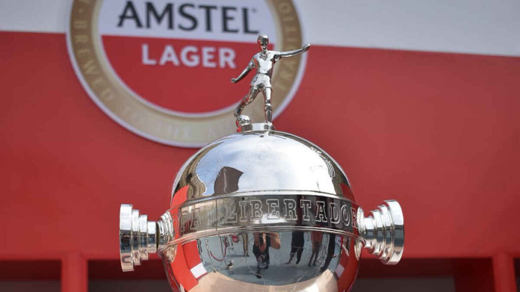 Amstel: Marca de cerveza trae trofeo de la Commebol Libertadores al Perú