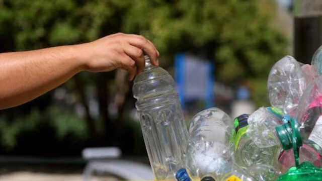 Cyber Wow Ripley: Última oportunidad para canjear botellas de plástico por productos tecnológicos