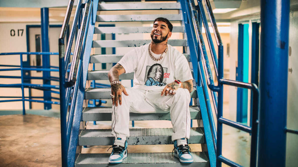 30 días con: Anuel