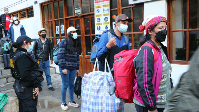 Machupicchu: Evacúan 889 turistas tras desborde del río Alcamayo