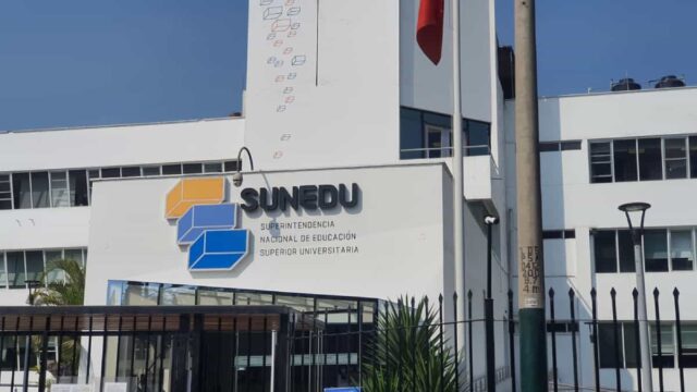 La Sunedu presenta nueva medida cautelar contra autógrafa de ley que debilita la reforma universitaria