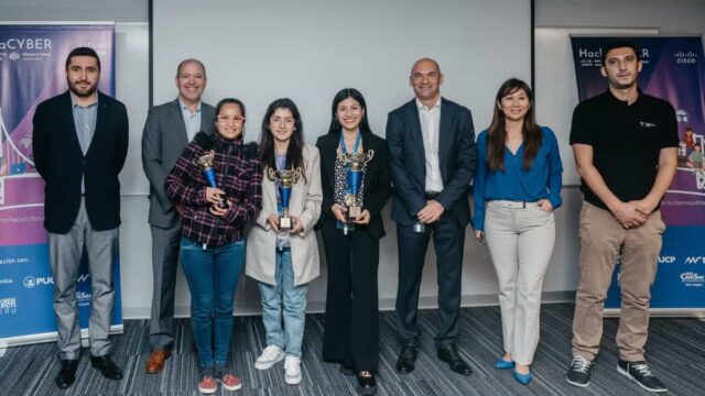 Realizan la primera competencia Hackacyber para mujeres