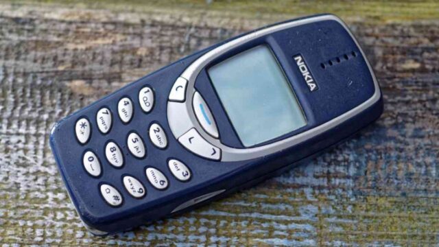 Nokia 90s