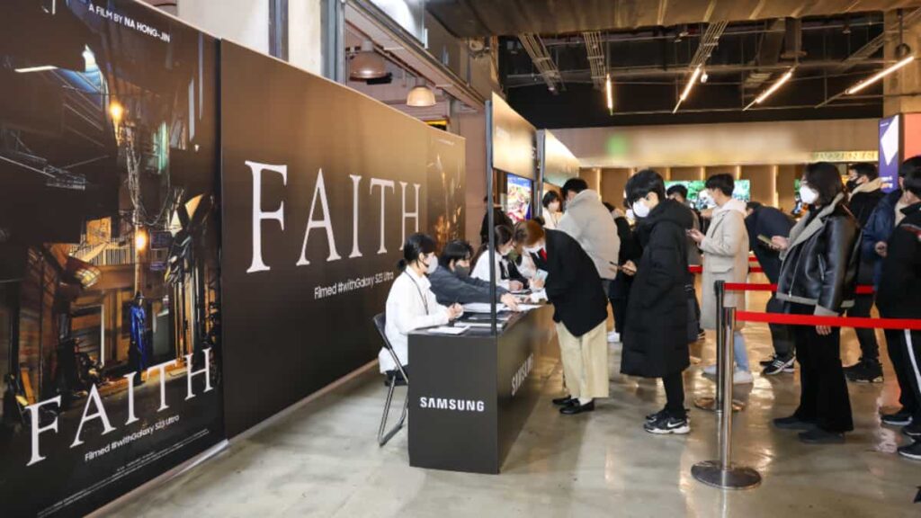 Samsung y el director Na Hong-jin se unen para filmar el cortometraje "Faith"