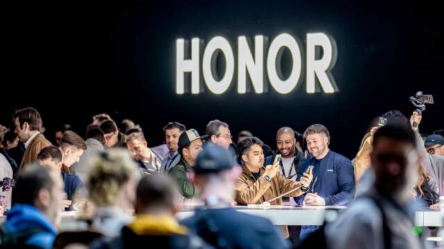 Honor confirma el lanzamiento de un nuevo móvil con plegado vertical en el MWC 2024