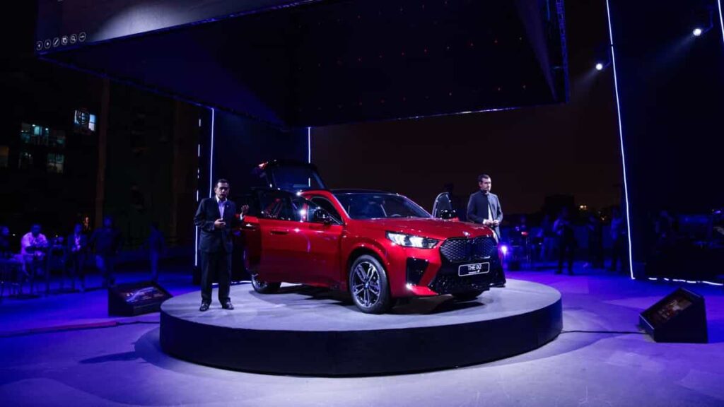 BMW presentó oficialmente el nuevo BMW iX2