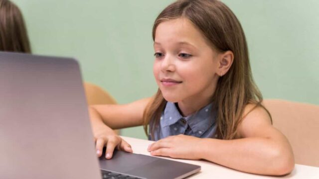 Día de las niñas en las TIC