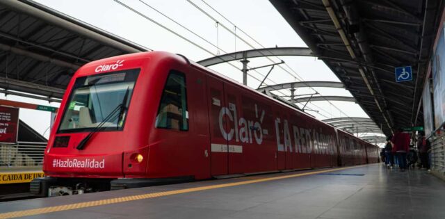 Claro destaca la velocidad de su red móvil en la Línea 1 del Metro de Lima