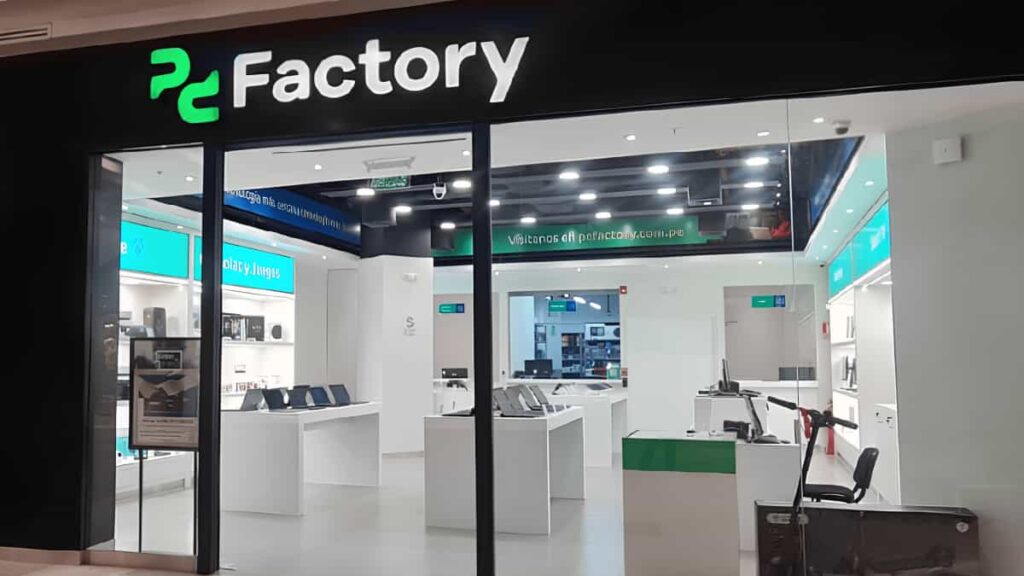 pc Factory abre nueva tienda en Mallplaza Comas