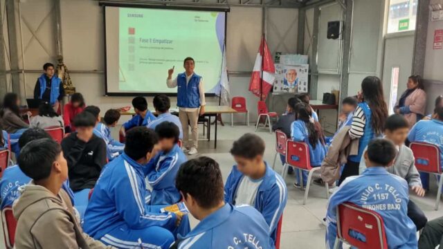 Más de 800 estudiantes son capacitados por Samsung Perú en talleres de Design Thinking