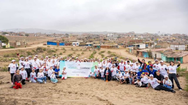 Voluntarios de Arca Continental plantan 1000 árboles en distintas regiones del Perú