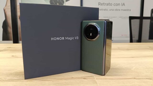 Unboxing: Nuestras primeras impresiones sobre el Honor Magic V3