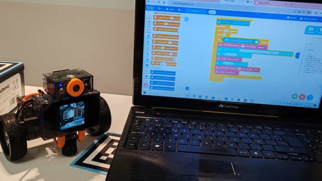 ¿Cómo los robots con IA vienen revolucionando el aprendizaje en las aulas?