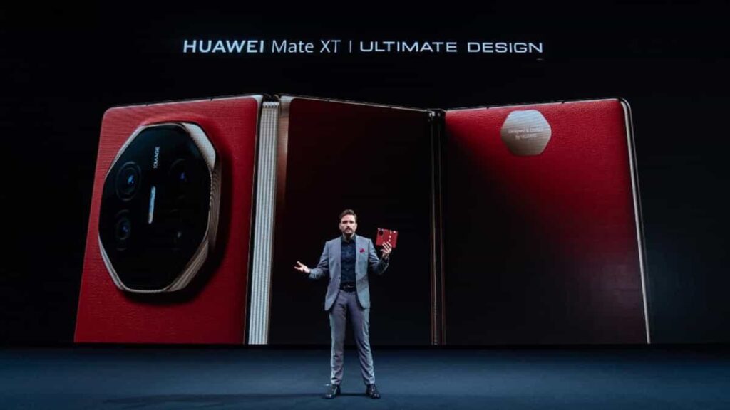 Huawei lanza mundialmente su primer smartphone plegable triple y sus nuevas innovaciones