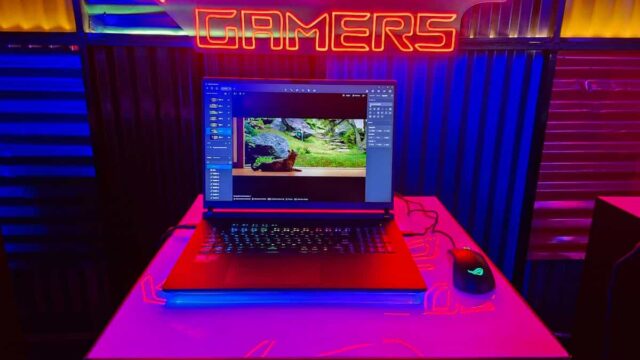 ASUS ROG Strix SCAR 18